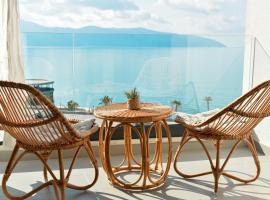 Doletti Luxury Apartment Vlore、ヴロラのホテル