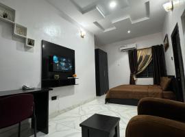 SATELLITE APARTMENT The Classic Studio 7, hotel v destinaci Aiyetoto-Asogun