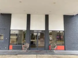 Hotel 10 Extended Stay