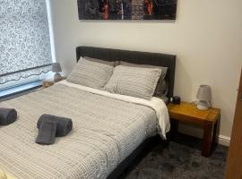 Town Centre Cosy Flat, hotel v destinaci Merthyr Tydfil
