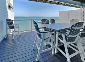 Put-In-Bay Waterfront Condo #108