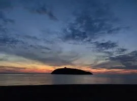 a due passi dal mare