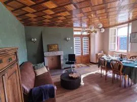 Maison La vie de l'Aubrac - Gîte Lo Bel Peis