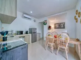 2 Bed family friendly Apartment with Bathtub