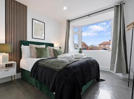 Luxury 5Bed Retreat Calshot Beach & The New Forest, hotel a Exbury