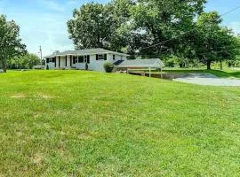 Private 1.35-Acre Estate | Hot Tub, Pool Hall & Courts | Sleeps 11