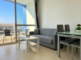 bat-yam 2 Bedrooms on the beach, hotel v destinácii Bat Yam