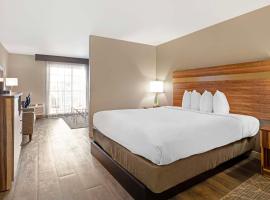 Best Western Cedar Inn & Suites, מלון באיינג'לס קאמפ