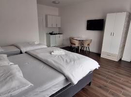 Lakeside Haven, hotel amb aparcament a Plav