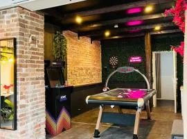 OVERNIGHT No4 - Arcade, Kino, Airhockey, Dart