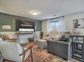 Panoramic Valley Downtown Basement Suite
