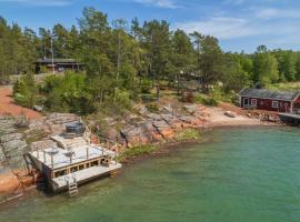 Villa Kommodor, pr&aacute;zdninov&yacute; dům v destinaci Lumparland