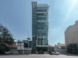 The Palm Loft Modern Comfort with a Fully Equipped Kitchen