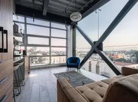 The Diamond Loft Modern Luxury with a Fully Equipped Kitchen