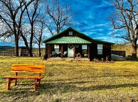 Butterfly Ridge Cabin - At the Top of the Canyon, chalet de monta&ntilde;a en Jasper