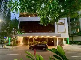 Suíte independente apart hotel plaza Elysees 202B