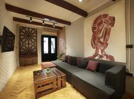 Chic Artist Loft in Downtown Cairo W Vintage Charm