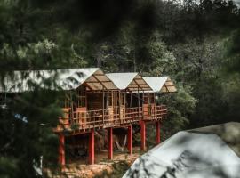 Eko Aldea Kolybry, hotel em San Joaquín