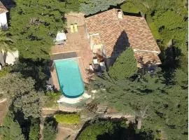 Le Lavandou : Villa 4 chambres, piscine privée et climatisation - FR-1-803-76