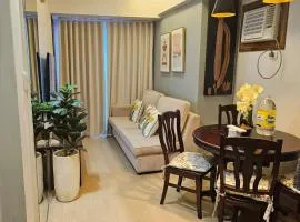 Steff's Condo 1708 one bedroom at Centrio Tower