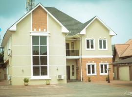 Luxury 4 bedroom apartment, apartmán v Asabě