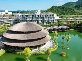 Wyndham Grand Ninh Binh Resort