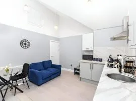 Delightful & Cozy 1-Bedroom Hideaway