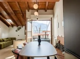 Camelia at the Lake - Acquaseria, San Siro by LoveComo