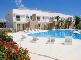 Wave Village Piazza Trieste Family Apartment - SPIAGGIA INCLUSA