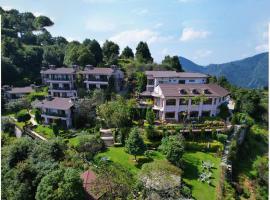 The Terraces - Kanatal, struttura con onsen a Chamba