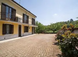 Villa Ciraldo in Monferrato con giardino per 8 persone immersa nel verde