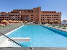 Las Palmeras Affiliated by FERGUS, hôtel avec golf à Fuengirola