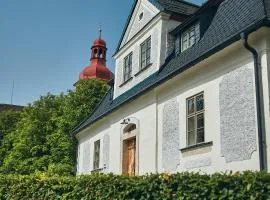 Barokní kaplanka 1796 A. D. - luxusní apartmány v Českém ráji