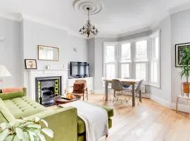 Charming Elegance at The Pontcanna Pearl - Prime Location with Comfort and Style