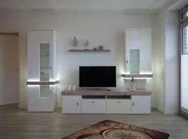 Inselblume 44 - Ferienwohnung mit Balkon im Zentrum von Burg