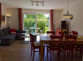 Inselblume 27 - Modernes Ferienhaus mit Garten in Burg，位于伯格奥夫费马恩的酒店