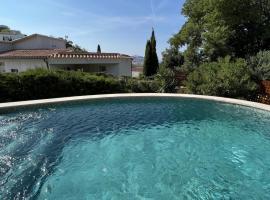 Casa Mas Fumats con piscina terraza y garaje AV-49, Hotel in La Selva de Mar