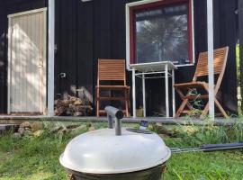 Self Check-in Sauna Cabin next to Hiking Trails، فندق في Kärde