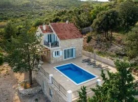 Emerald Hideway Pool Villa