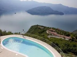 Mantegna Garten Mit Seeblick Und Schwimmbad