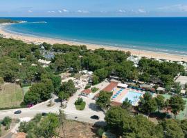 Villaggio Turistico Le Diomedee, glamping en Vieste