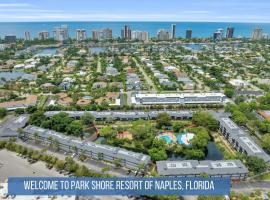 Park Shore Resort by Mike Z Rentals, hotel v destinaci Naples