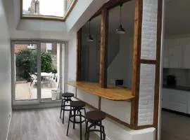 Le Saint-Honore 6 chambres pour 7 Personnes Stationnement gratuit dans la rue