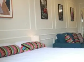 Private Boiserie Studio Apartment with Garage