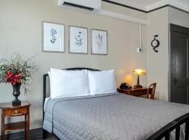 Gardner Hotel & Hostel