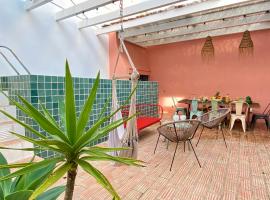 Portugal Secret by CORAL - Townhouse with small pool, hotel en Portimão