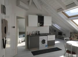 la deliziosa mansarda di Barbara, hotel di Trento