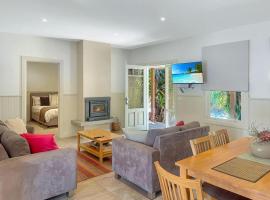 River Rock Cottage Centrally located and Dog friendly, acomoda&ccedil;&atilde;o em Jamieson