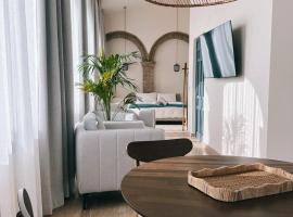 Elysium Luxury Stays & Restaurant: Melejís'te bir otel