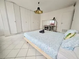 80 m2 - 8th Floor with Free Parking - 5 guests